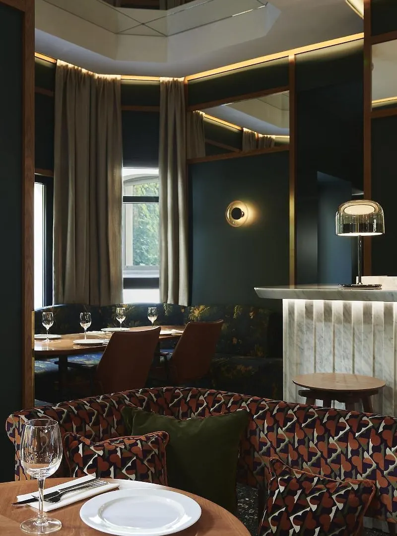 Hotel Le Ballu Paris