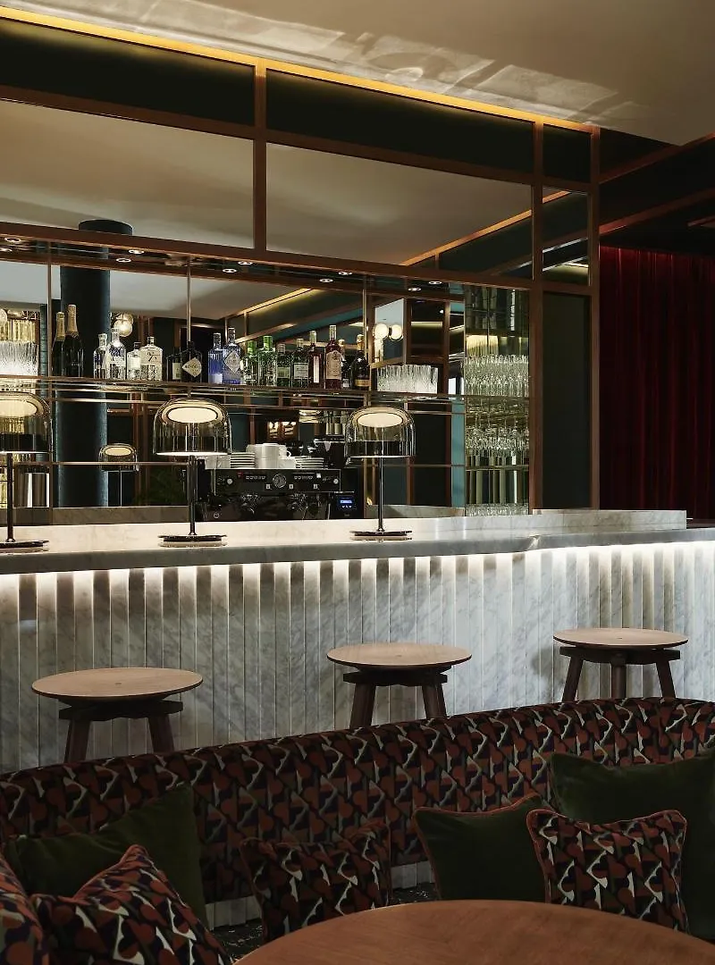 Hotel Le Ballu Paris