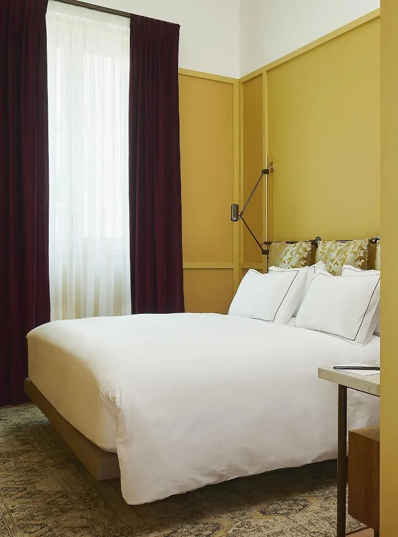 Le Ballu Hotel Paris