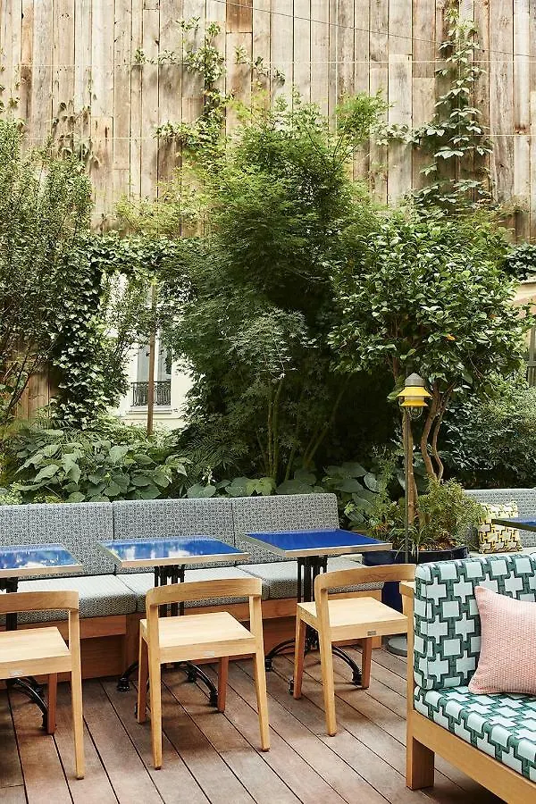 Hotel Le Ballu Paris